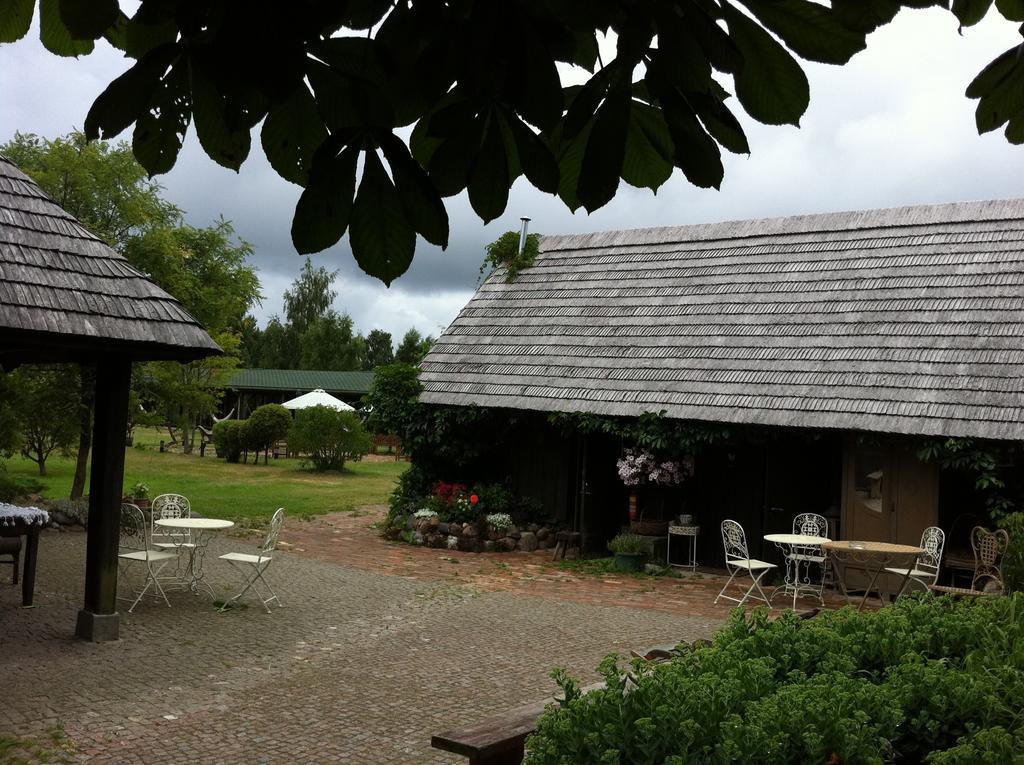 Chill Inn Bernāti Exterior foto